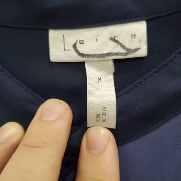 Leith Women's Blue Colorblock Polyester Liquid Knit Long Sleeve Button Up Top M - Picture 3 of 5